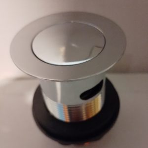 Victoria Plum slotted basin waste C002 RRP £34!!!